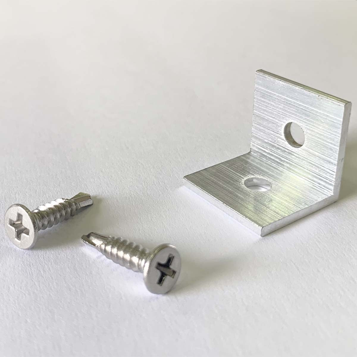 Γωνία σύνδεσης inox με βίδες 20x20x2mm 77687