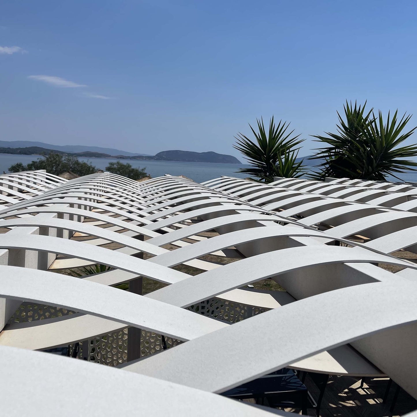 WPC επιφάνεια σκίασης 600εκ. WPC Επιφάνεια σκίασης 0,6 x 15 x 600εκ. | ΚΑΦΕ 11034-301