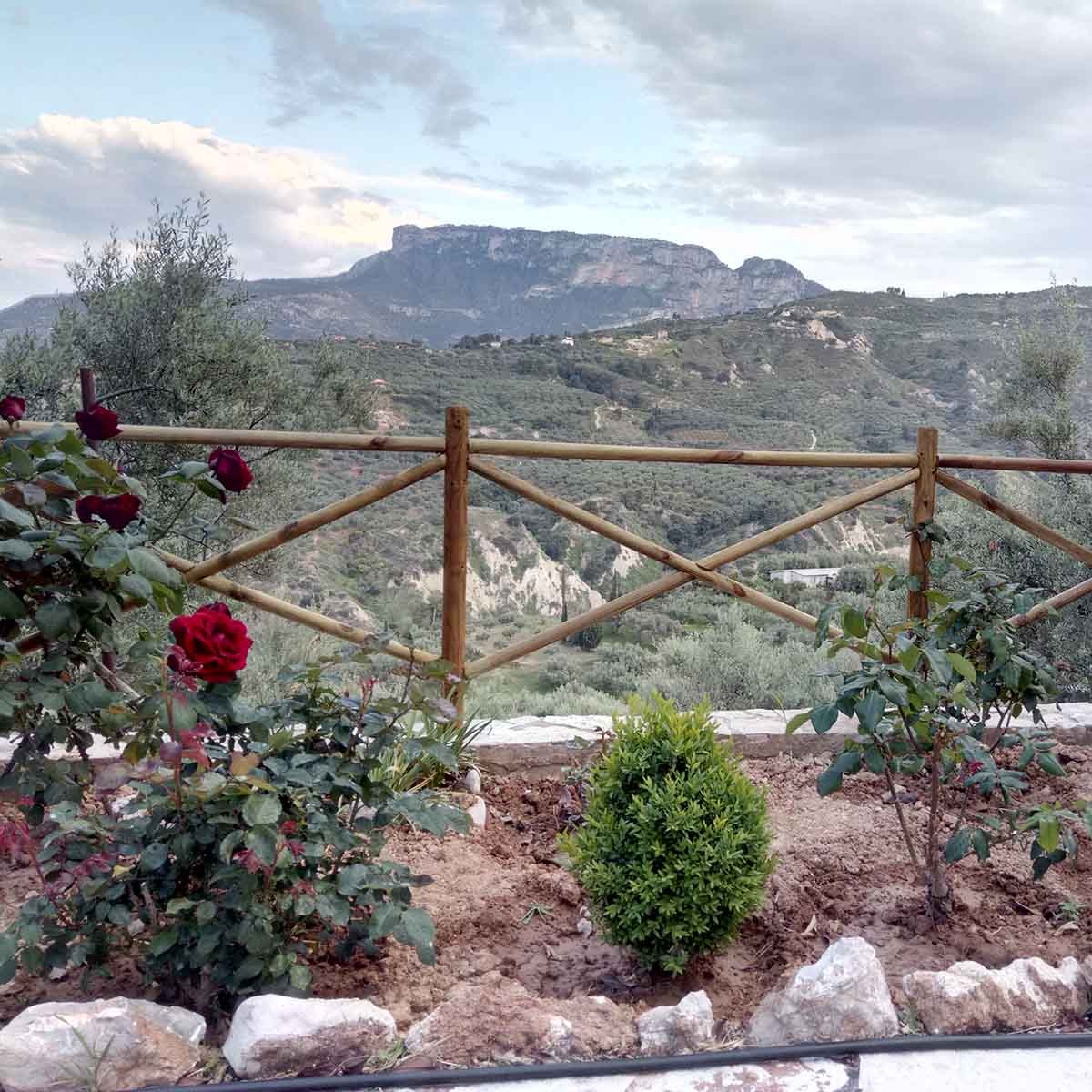 Ξύλινος πάσσαλος Ø6εκ. Ø6 x 300εκ. | με μύτη 30101