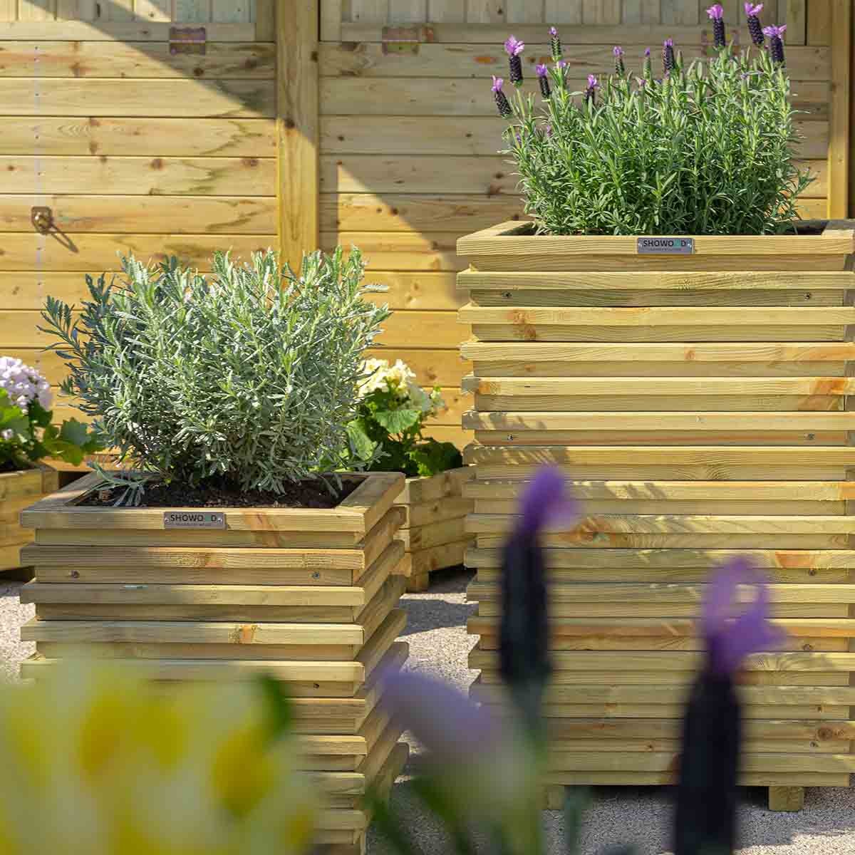 Ξύλινη γλάστρα τετράγωνη με πηχάκια ΞΥΛΙΝΗ ΓΛΑΣΤΡΑ ΤΕΤΡΑΓΩΝΗ 40(Υ) x 40 x 40εκ. 50465